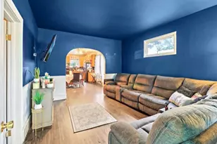 617 Hirsch Ave, Calumet City, IL 60409 - Photo 3