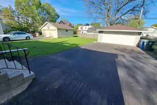 307 N Fairview Ave, Mount Prospect, IL 60056 - Photo 17