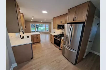 307 N Fairview Avenue, Mount Prospect, IL 60056 - Photo 7