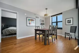 3660 N Lake Shore Dr, Chicago, IL 60613 - Photo 5
