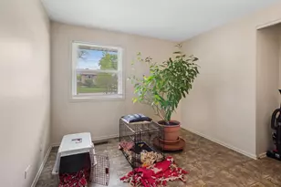 932 W Weathersfield Way, Schaumburg, IL 60193 - Photo 17