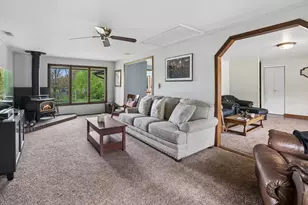 932 W Weathersfield Way, Schaumburg, IL 60193 - Photo 9