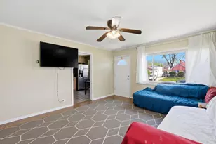 114 Geneva Ave, Bellwood, IL 60104 - Photo 9