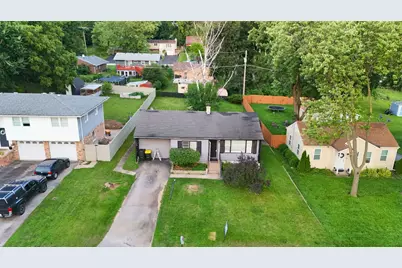 1112 Spruce Street, Lake in the Hills, IL 60156 - Photo 19