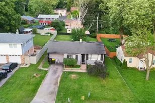 1112 Spruce St, Lake in the Hills, IL 60156 - Photo 19