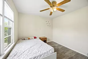 1112 Spruce St, Lake in the Hills, IL 60156 - Photo 11