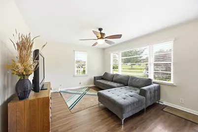 1112 Spruce Street, Lake in the Hills, IL 60156 - Photo 3
