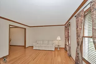 11515 Ellwood Greens Rd, Genoa, IL 60135 - Photo 7