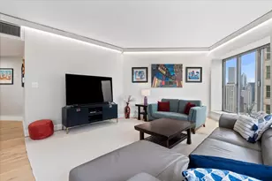 950 N Michigan Ave, Chicago, IL 60611 - Photo 5