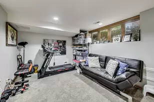 4915 W Gunnison St, Chicago, IL 60630 - Photo 29