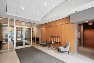 421 W Huron St, Chicago, IL 60654 - Photo 21
