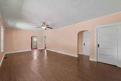 518 W Harrison Street, Villa Grove, IL 61956 - Photo 7