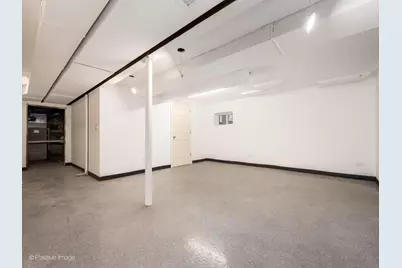 2630 W Estes Avenue, Chicago, IL 60645 - Photo 13