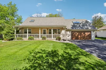 1320 N Harrison Street, Algonquin, IL 60102 - Photo 1