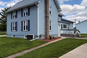 602 E High St, Hennepin, IL 61327 - Photo 3