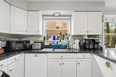 2225 W Touhy Avenue, Chicago, IL 60645 - Photo 5