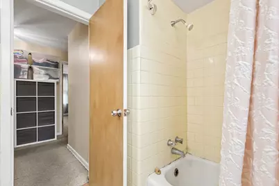 2225 W Touhy Avenue, Chicago, IL 60645 - Photo 37