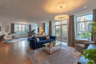 118 E Erie St, Chicago, IL 60611 - Photo 21