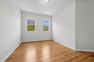 1757 W Newport Ave, Chicago, IL 60657 - Photo 19