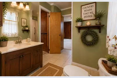 114 E Center Street, Seymour, IL 61875 - Photo 5