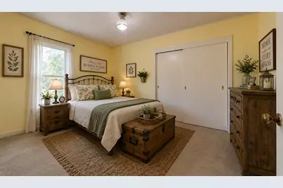 114 E Center Street, Seymour, IL 61875 - Photo 9