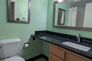 6340 Americana Dr, Willowbrook, IL 60527 - Photo 5