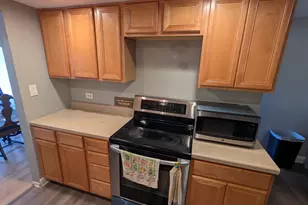 6340 Americana Dr, Willowbrook, IL 60527 - Photo 3