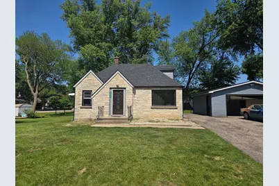 1517 Meadowbrook Drive, Round Lake Beach, IL 60073 - Photo 1