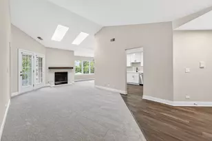 802 Butternut Ln, Mount Prospect, IL 60056 - Photo 5