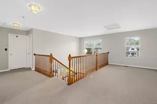 829 Red Barn Ln, Elgin, IL 60124 - Photo 15