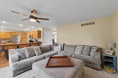 359 E Meuser Drive, Paxton, IL 60957 - Photo 7