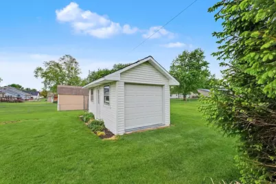359 E Meuser Drive, Paxton, IL 60957 - Photo 37