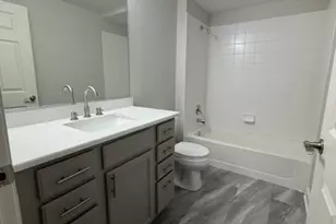 390 W Mahogany Ct, Palatine, IL 60067 - Photo 9