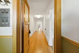 315 S Maple Ave, Oak Park, IL 60302 - Photo 3