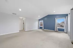 217 Sunbury Dr, Saint Charles, IL 60175 - Photo 17