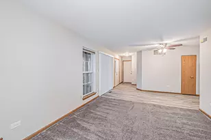 214 N Cathy Ln, Mount Prospect, IL 60056 - Photo 5
