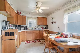 16784 Trapet Ave, Hazel Crest, IL 60429 - Photo 5