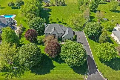 40W675 Stonebriar Lane, Elgin, IL 60124 - Photo 3