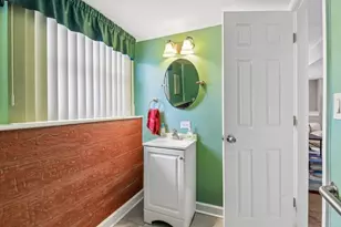 1117 Crescent Ct, Round Lake Beach, IL 60073 - Photo 19