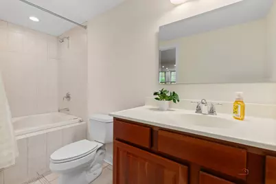 14805 Creekside Path, Libertyville, IL 60048 - Photo 31