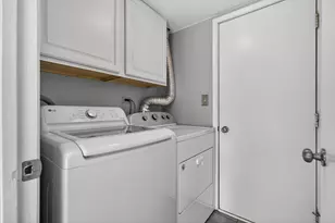 6401 Otto Pl, Downers Grove, IL 60516 - Photo 9
