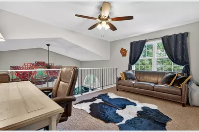 6401 Otto Place, Downers Grove, IL 60516 - Photo 11
