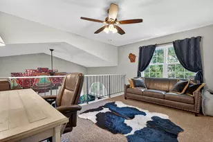 6401 Otto Pl, Downers Grove, IL 60516 - Photo 11