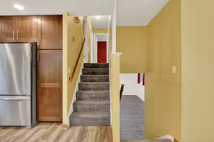 18320 W Linda Ln, Gurnee, IL 60031 - Photo 9