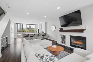 660 N Peoria St, Chicago, IL 60642 - Photo 5