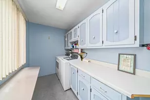 200 N Liberty St, Leland, IL 60531 - Photo 21