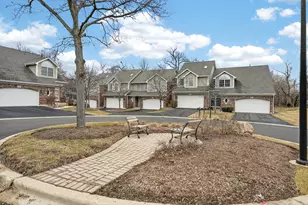 126 N Drew Ct, Palatine, IL 60067 - Photo 29