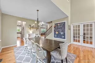 380 Fountain Ave, Elgin, IL 60124 - Photo 13