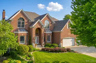 908 Knox Ln, Batavia, IL 60510 - Photo 1