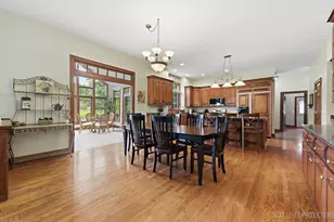 908 Knox Ln, Batavia, IL 60510 - Photo 3